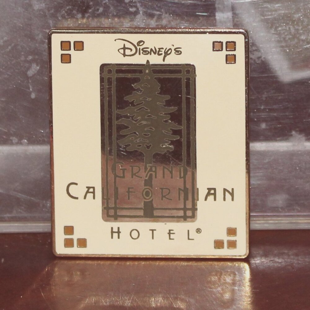 Disney's 2005 Grand Californian Hotel Collectible Pin
